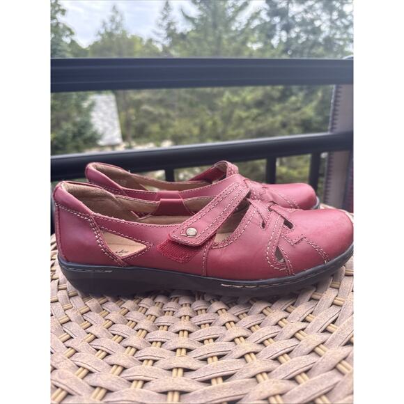 Clarks Collection Womens Red Leather Mary Jane Slip On Shoes 8.5 M - Picture 1 of 16